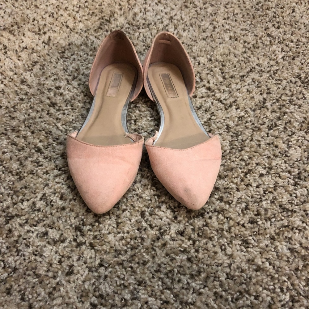 Pointed business flats